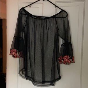 Potter’s Pot off the shoulder top